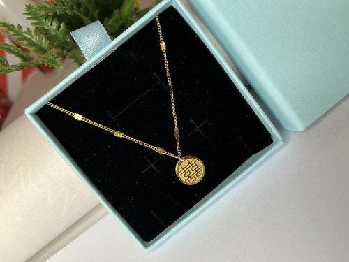 Gold plated round pendant - gold,