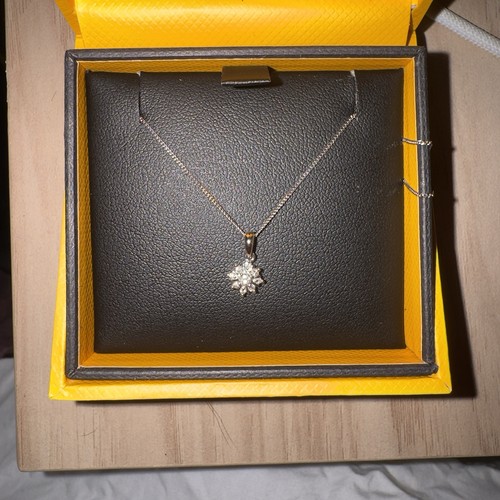 Goldsmiths 9ct white gold - 9ct,