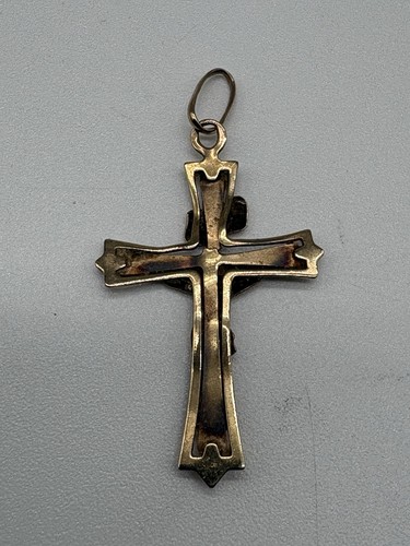 9ct gold crucifix - gold,