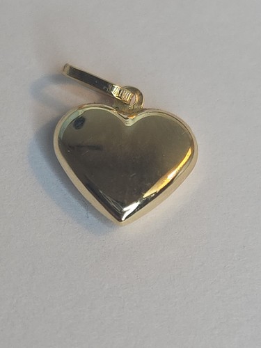 9ct yellow gold heart - 9ct,