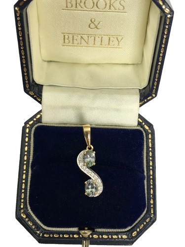Topaz pendant 10ct - topaz,