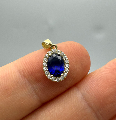 Solid 9ct yellow gold - 9ct,