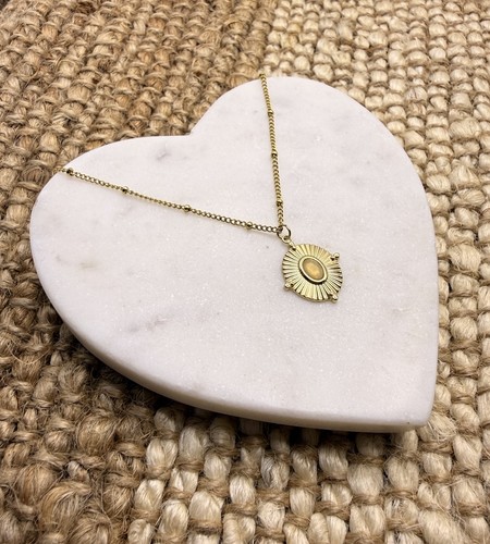 Gold tone necklace vintage - tone,