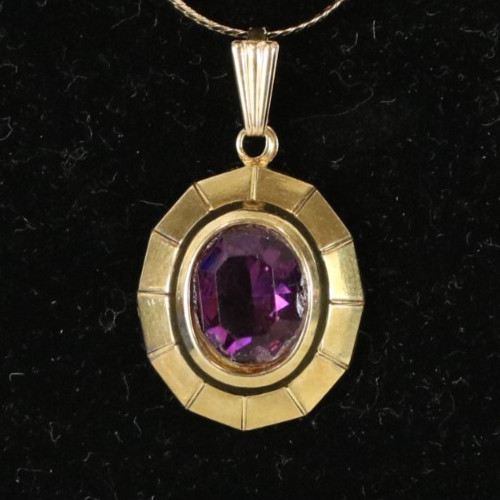 9ct gold amethyst pendant - gold,