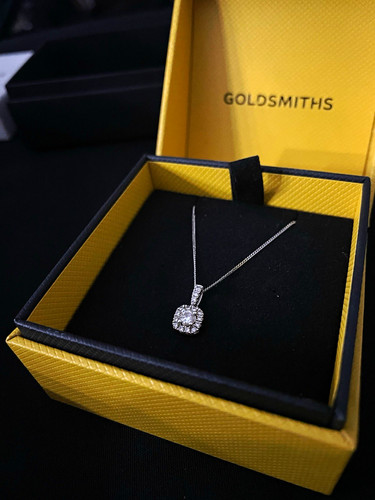 Goldsmiths 9ct white gold - goldsmiths,