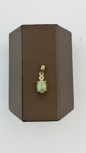 Jade and diamond 9ct gold - 9ct,