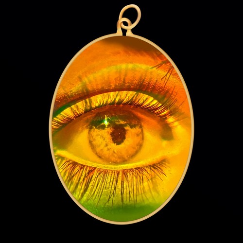9ct gold hologram - hologram, pendant