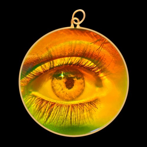 9ct gold hologram - hologram,