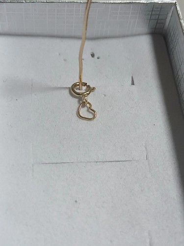 9ct yellow gold - yellow, pendant