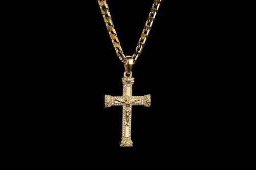 Men 9ct gold - 9ct, crucifix