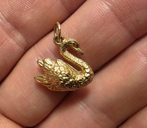 9ct gold swan vintage charm - vintage,